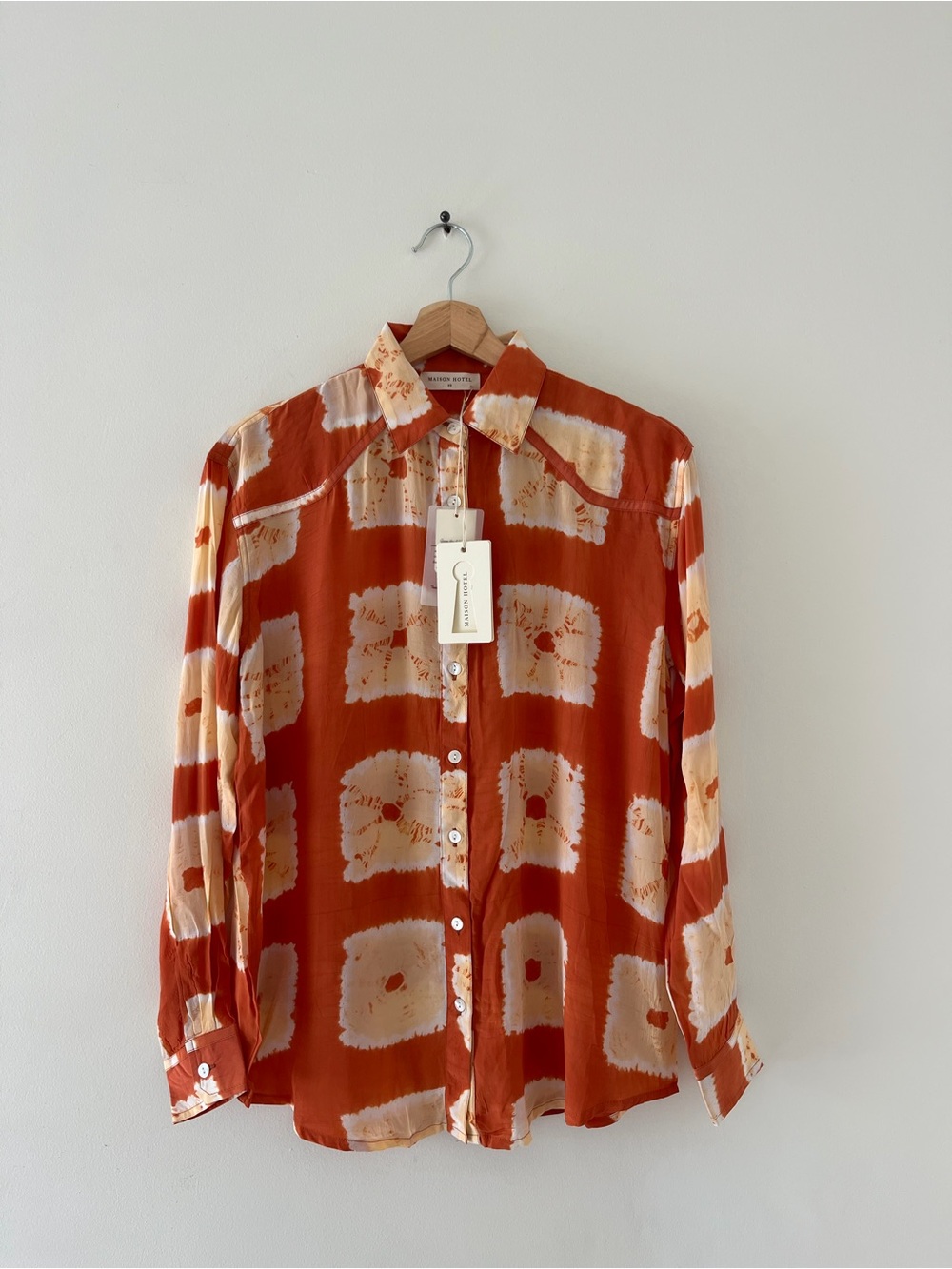 Maison Hotel Tie-Dye Button Down in Rust and Cream. NWT - Picture 3 of 8